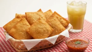 pastel-de-feira-na-air-fryer-sequinho-receita-facil-e-voce-nao-imagina-essa-1024x683