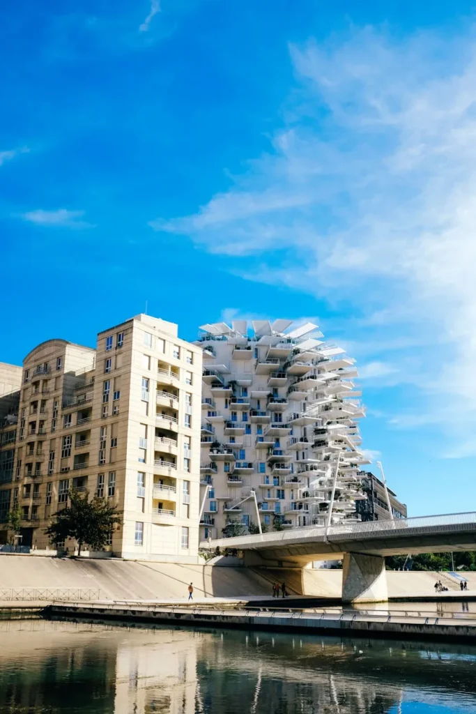 Vinhos, carcassonne e mar na languedoc-roussillon